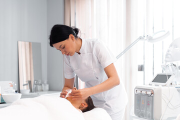 Community manager beauté
Réseaux sociaux institut de beauté
Communication digitale spa
Réseaux sociaux professionnels de la santé
Marketing digital esthétique
Réseaux sociaux salon de coiffure
Communication digitale bien-être
De Saint-Tropez à Menton :

Fréjus, Saint-Raphaël, Mandelieu, Cannes, Antibes et Nice... En passant par l'arrière pays : Montauroux, Grasse ; je fais du Var et des Alpes Maritimes ma priorité.